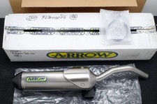 Silenziatore Triumph Tiger 800 Arrow scarico slip-on in titanio