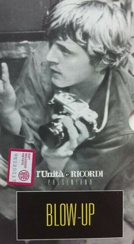 Vhs videocassetta blow - blow, up