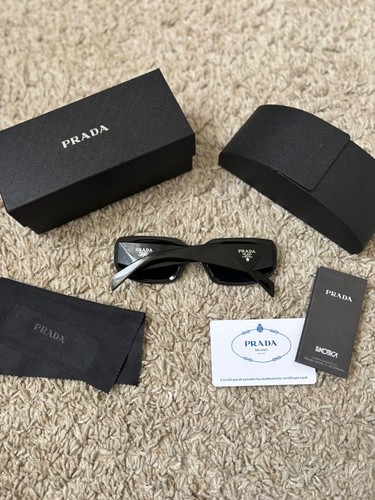 Prada occhiali sole neri - prada,
