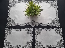 Set 3 centrini in puro lino bellora con ricamo Cantu' a mano bianco