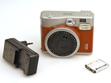 Fujifilm fotocamera istantanea instax mini 90 Neo Classic con obiettivo Instax 60 mm