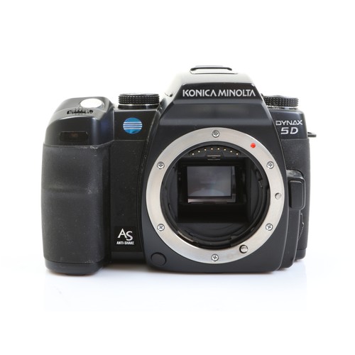 Konica minolta dynax - 5d, +