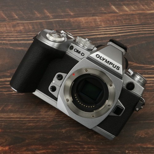 Fotocamera mirrorless olympus - mirrorless,