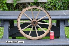 Vecchio carrello in legno