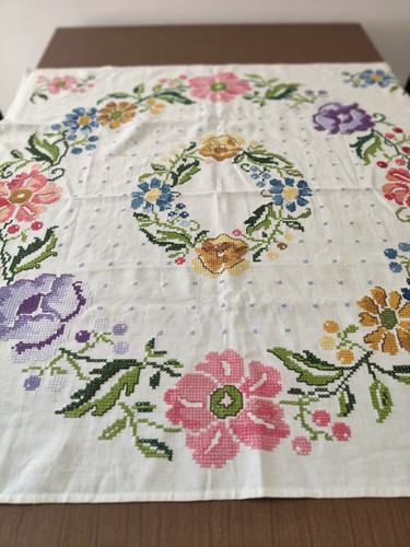 Tovaglia vintage ricamata