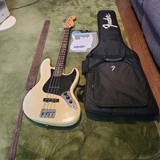 Basso JAZZ marca sconosciuta