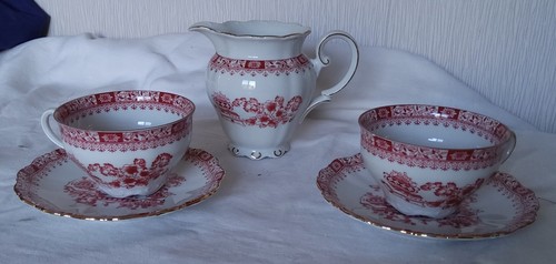 Pot lait tasses et - À,