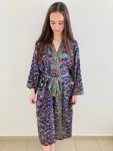 Gorgeous long sleeve silk
