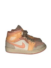 Nike Air Jordan 1 Mid