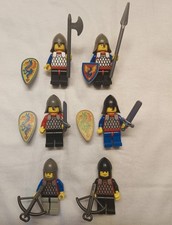 LEGO minifigures vintage Black Knights castle