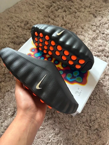 Nike mind 001 - 001, (nero/arancione)