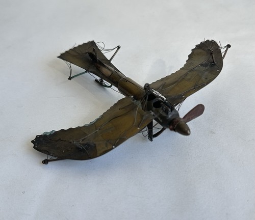 Ancien rare avion airplane