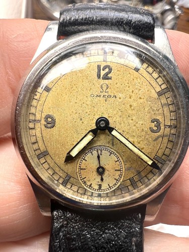 Orologio meccanico militare