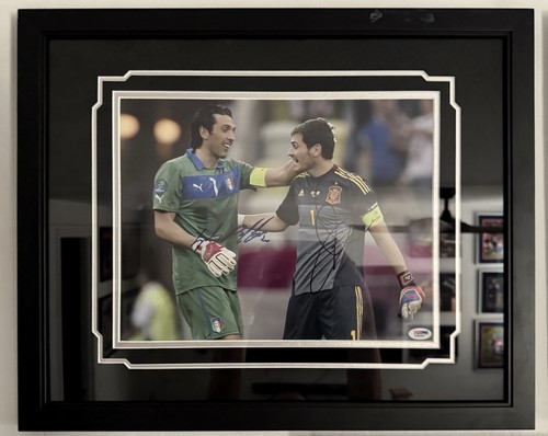 Iker casillas gigi buffon - iker,