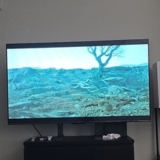 LED Flat Screen TV Black on
