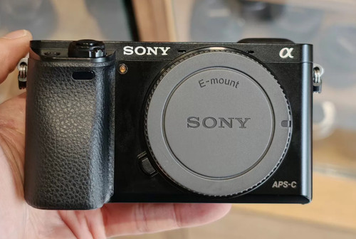 Sony a6000 3mp - sony,