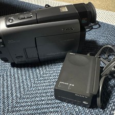Sony Handycam CCD-TRV90 Video