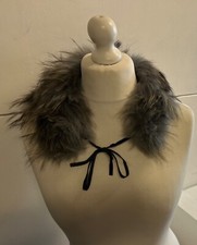 MARIELLA ROSATI Sciarpa grigia pelliccia e raso collo polsino colletto Made in Italy NUOVA CON ETICHETTE