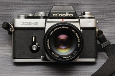 Minolta XE-5 con MD Rokkor-PF