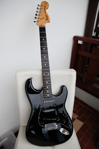 Squier japan serial - squier, sq
