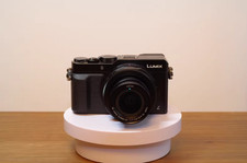 Panasonic LUMIX DMC-LX100 fotocamera digitale con obiettivo Leica controllo inglese e scheda SD