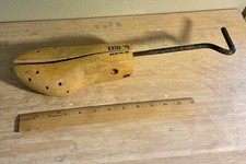 Antico albero per stivali