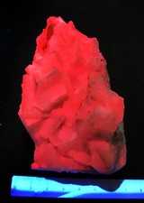 Minerali ARAGONITE molto fluorescente e fosforescente gr. 292  Sicilia