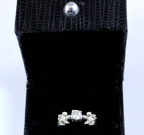 Anello solitario diamante