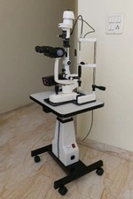 Lampada a fessura con