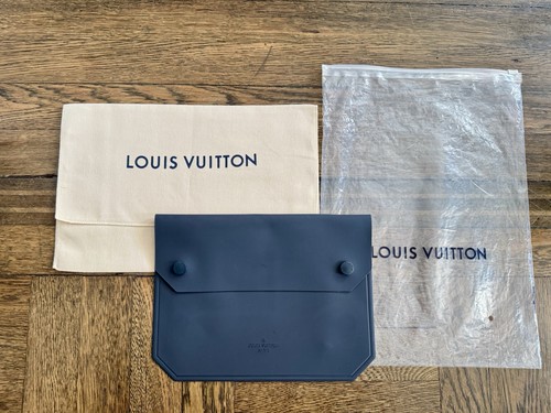 Louis vuitton - louis,