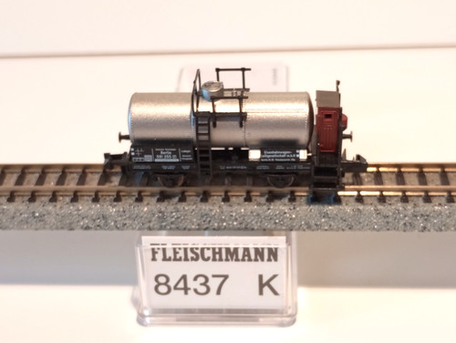 Vagón cisterna ejes 591 - cisterna, 2
