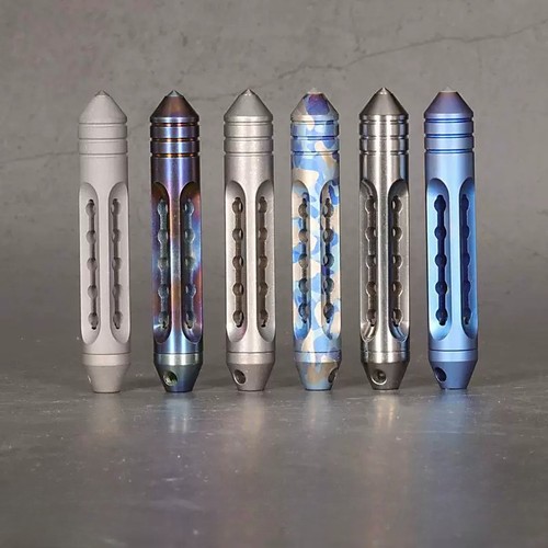 Ciondolo con tubo luminoso - , al