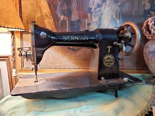 Antica bernina macchina da - ,