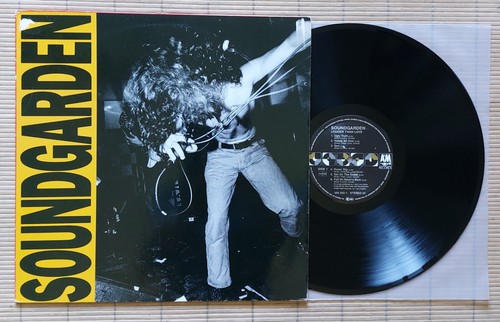 Soundgarden louder than love - soundgarden,
