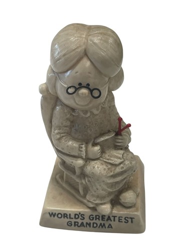 Statuina nonna più grande del