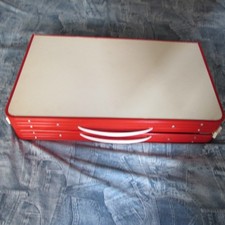 tavolino con sedie per pic nic