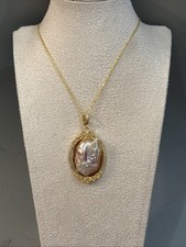 Collana grande con ciondolo