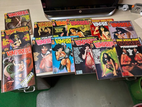 Vampirella james warren - vampirella,,