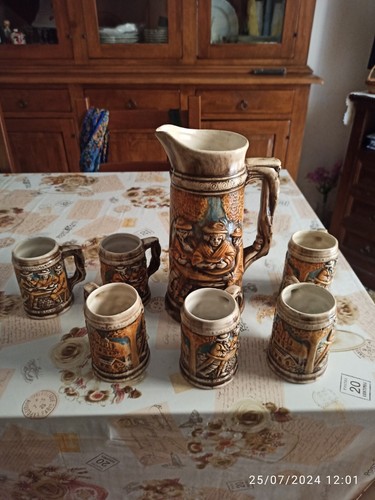 Caraffa con sei boccali - con,