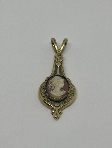 Vintage delicato cammeo - , in
