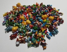 KINDER WAKOS FINDUS-Assortimento sorprese ovetti kinder e patatine