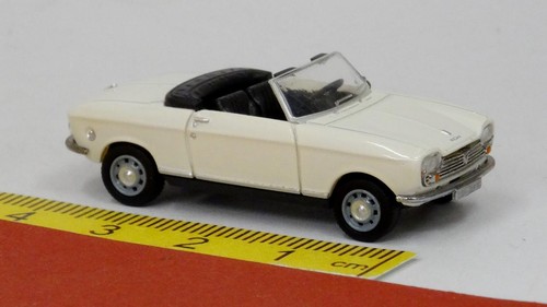Peugeot 204 cabrio blanc - peugeot,