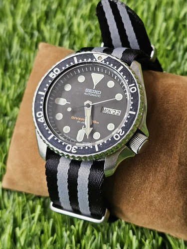 Seiko skx007j1 automatic watch - seiko,