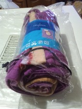 Coperta viola con stampa