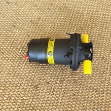 INNOCENTI MINI MINOR 1300/MINI CLASSICA POMPA BENZINA SU