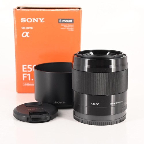 Sony 8 e obiettivo - mm, f1.8
