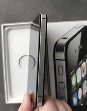 Unlocked Apple iPhone 4S