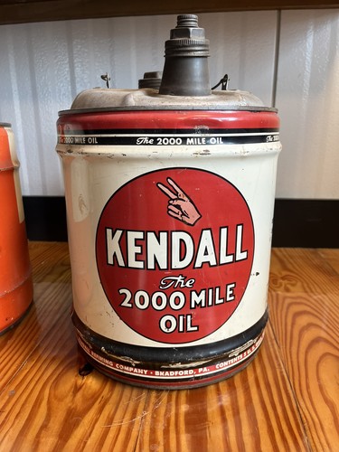 Olio motore latta - latta, metallo