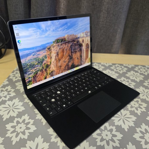 Microsoft surface laptop - microsoft,