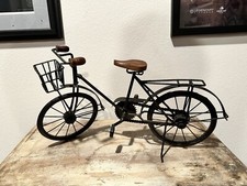 Scultura espositore bici